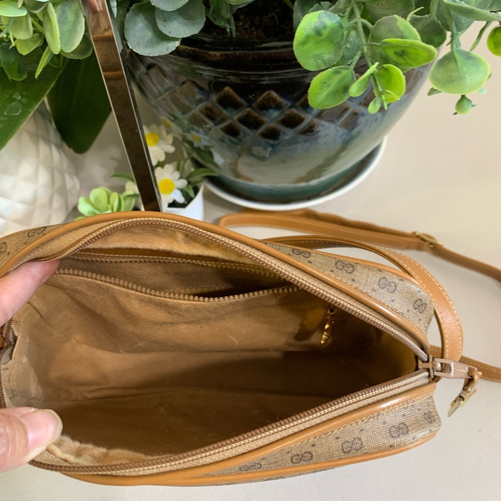 ๐๐ Vintage GUCCI Crossbody Brown Leather Bag - Picture 9 of 10